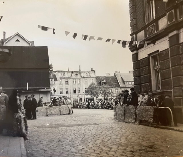 Wjazd na rynek podczas Wyścigu Pokoju 1965